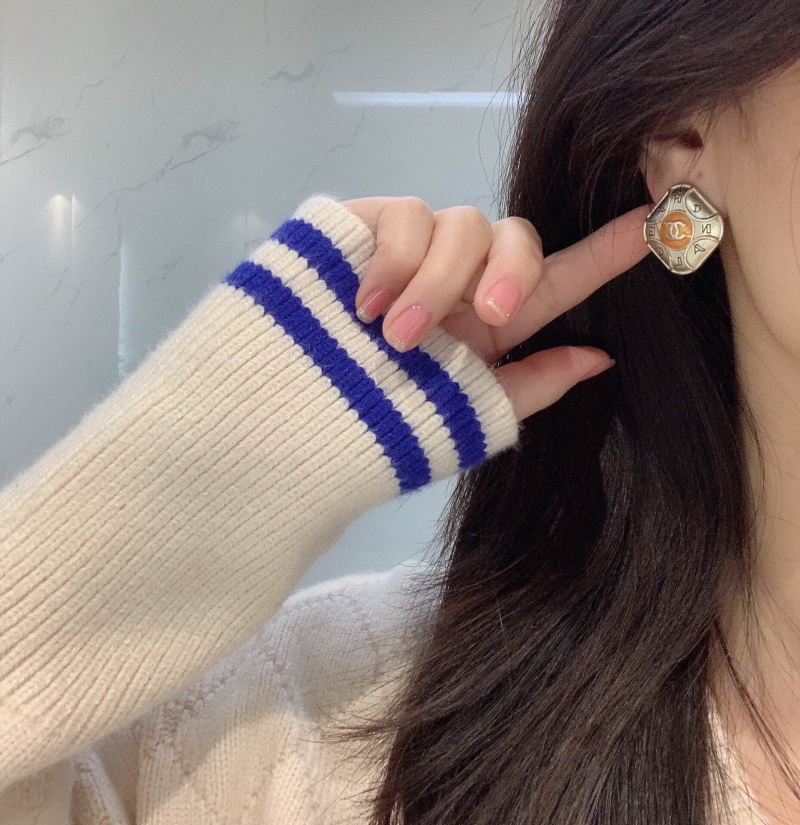 Ch**el earrings